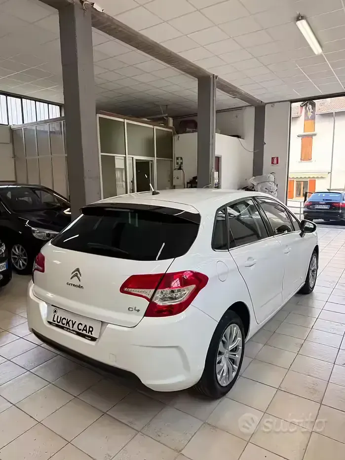 Usata Citroën C4 Attraction 92 CV (67 kW) 2013 Bianco Berlina