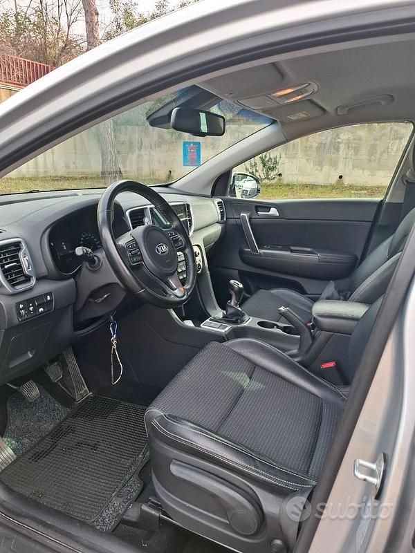 Usata Kia Sportage 115 CV (84 kW) 2016 Grigio SUV