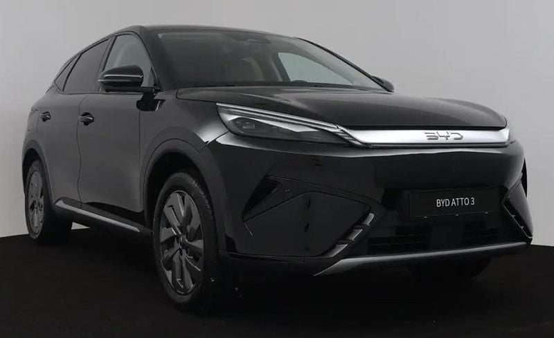Usata BYD Atto 3 64 kW (88 CV) 2026 Obsidian black SUV