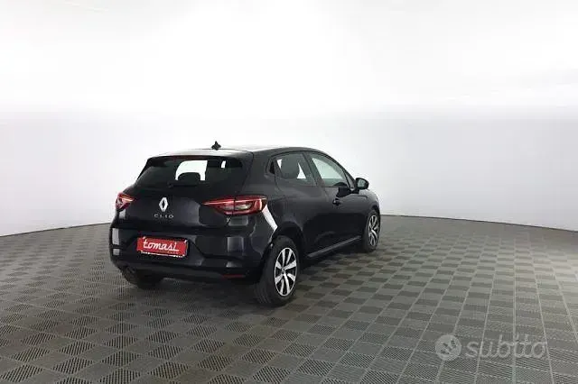 Usata Renault Clio Equilibre 91 CV (66 kW) 2023 Nero etoile' Utilitaria
