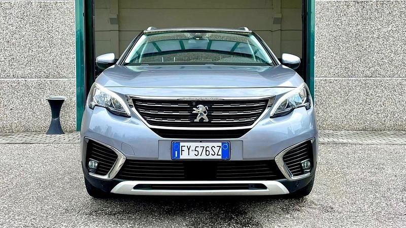 Usata Peugeot 5008 Allure 131 CV (96 kW) 2019 Grigio SUV