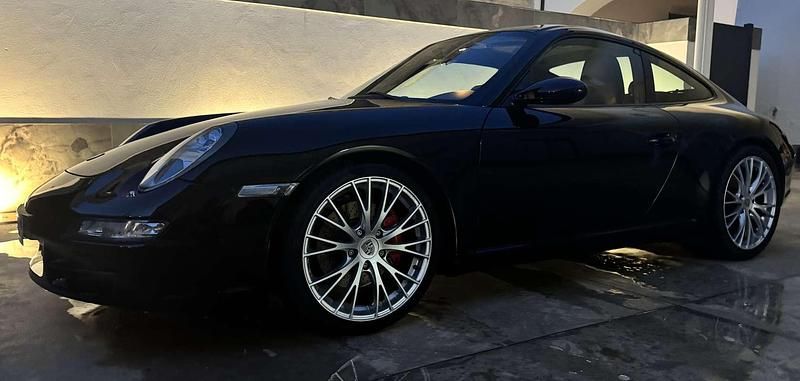 Usata Porsche 911 Carrera S 355 CV (261 kW) 2005 Berlina