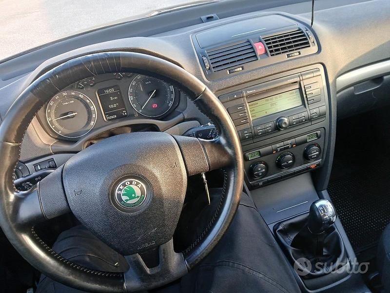 Usata Skoda Octavia 105 CV (77 kW) 2007 Nero Station wagon