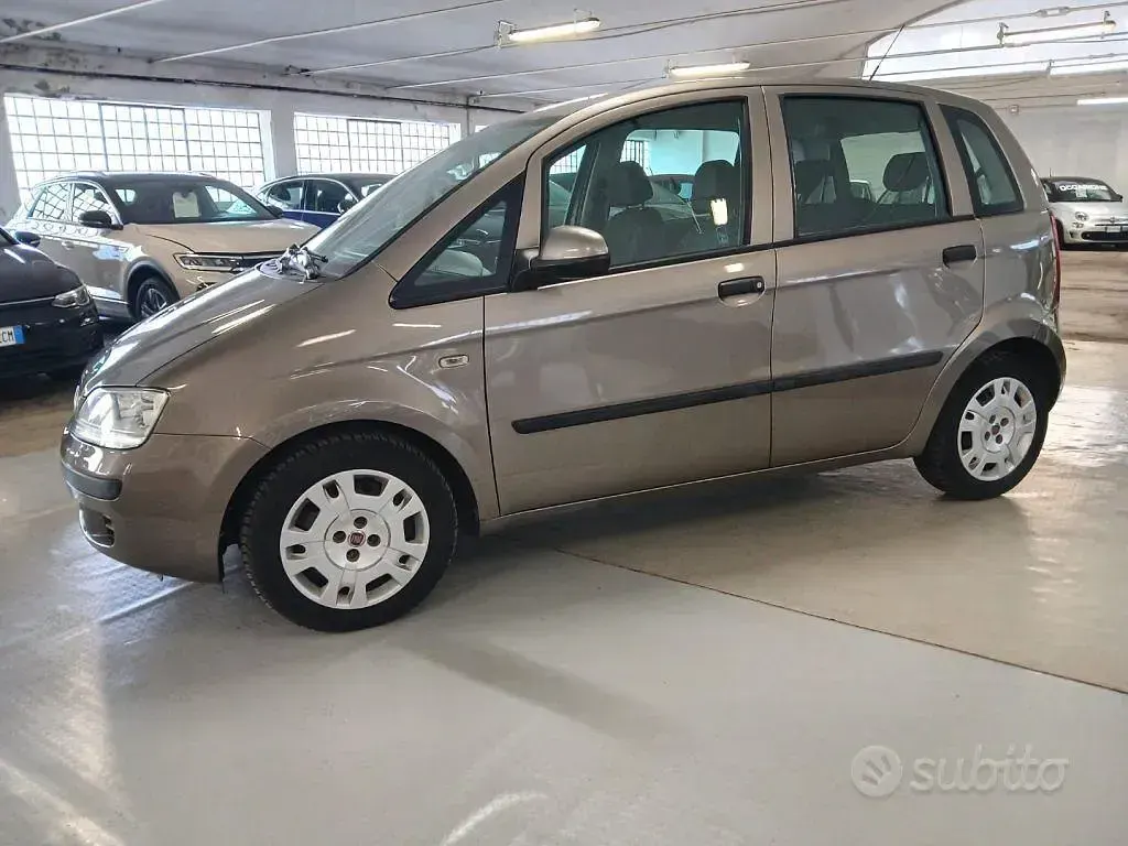 Usata Fiat Idea 80 CV (58 kW) 2009 Antracite Monovolume