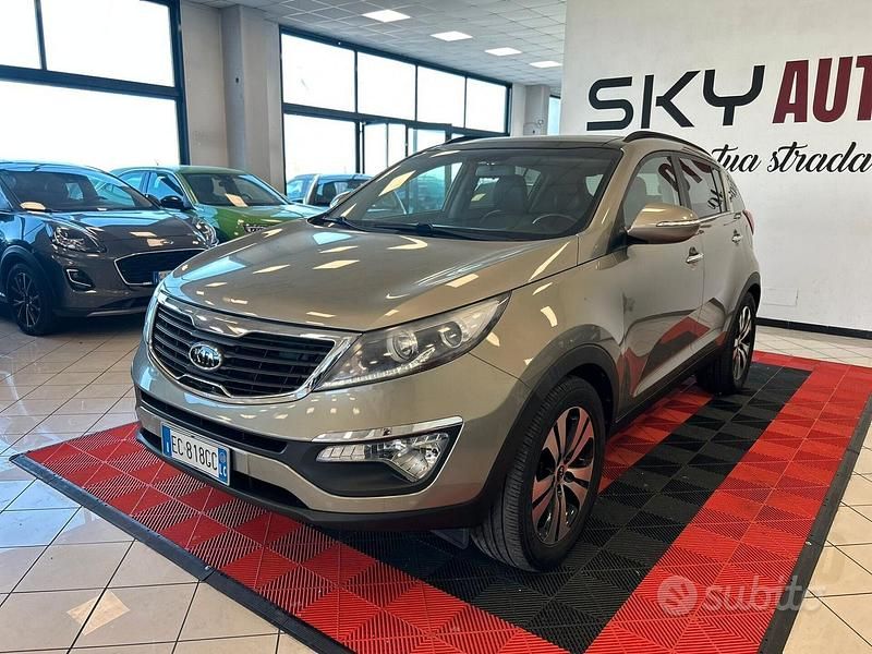 Usata Kia Sportage 163 CV (119 kW) 2010 Grigio SUV