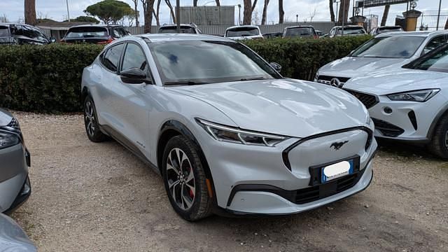 Usata Ford Mustang Mach-E 197 kW (269 CV) 2023 Bianco SUV