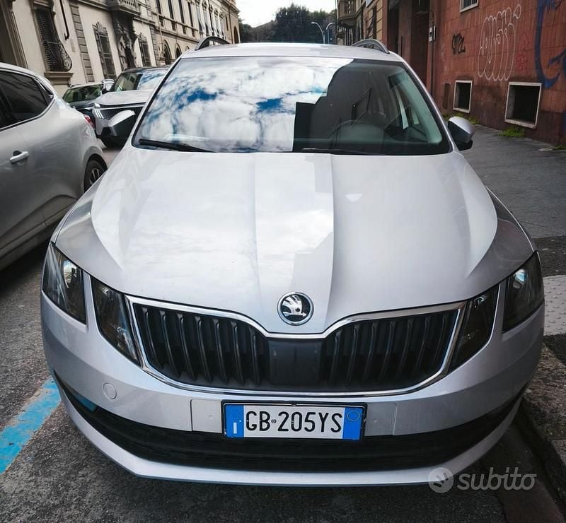 Usata Skoda Octavia 116 CV (85 kW) 2020 Grigio Station wagon