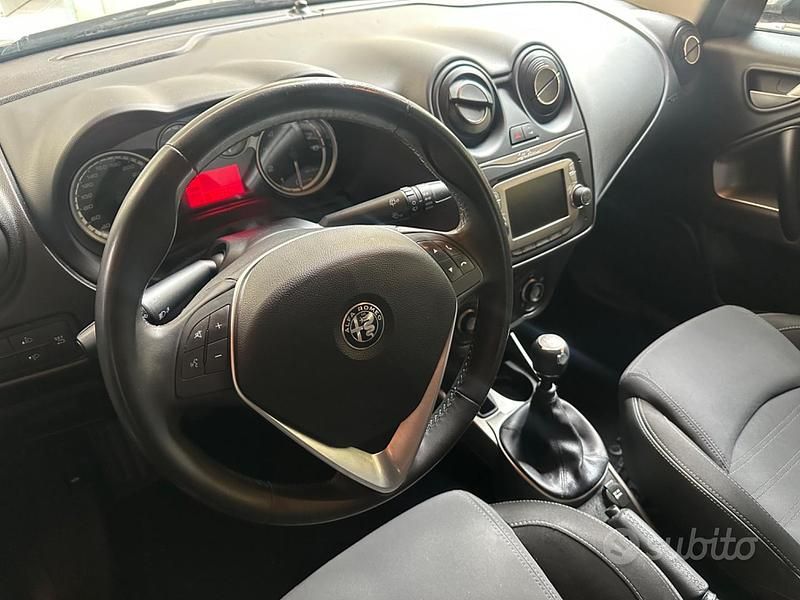 Usata Alfa Romeo MiTo 78 CV (57 kW) 2017 Nero Utilitaria