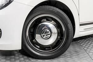 Usata VW Beetle 105 CV (77 kW) 2014 Bianco Utilitaria