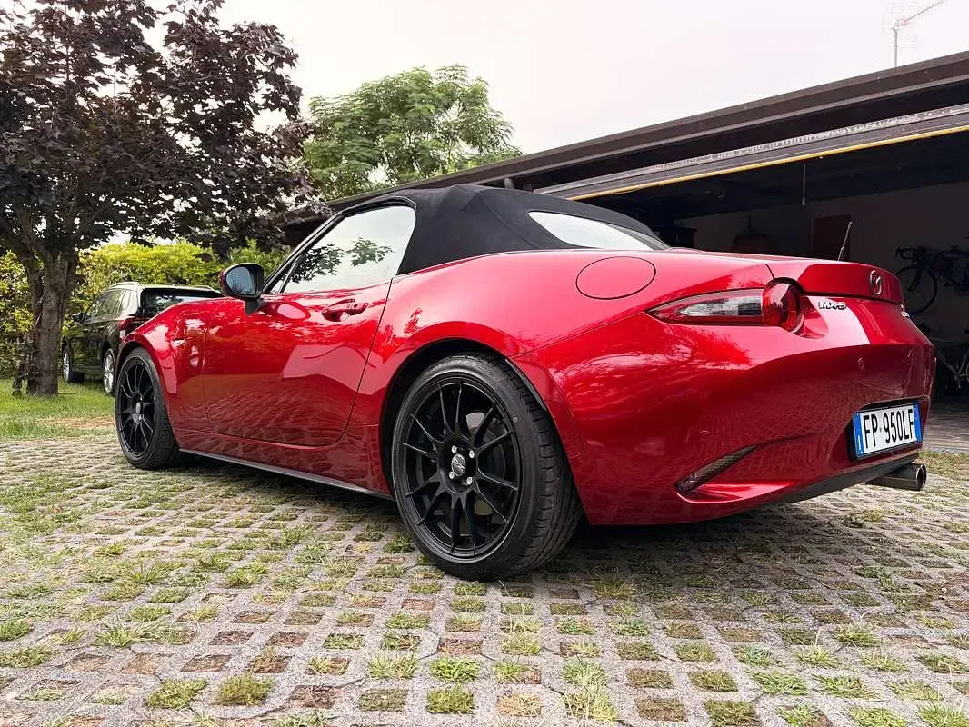 Usata Mazda MX5 Inclusive 160 CV (117 kW) 2018 Cabrio
