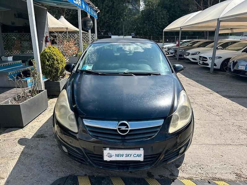 Usata Opel Corsa Enjoy 75 CV (55 kW) 2009 Nero Utilitaria