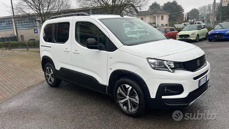Usata Peugeot Rifter GT 130 CV (95 kW) 2021 Bianco Monovolume