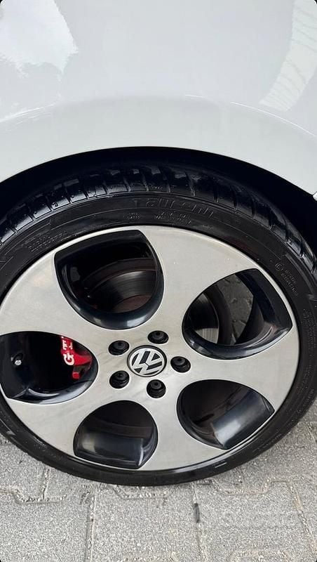 Usata VW Golf VI GTI 210 CV (154 kW) 2011 Bianco Utilitaria