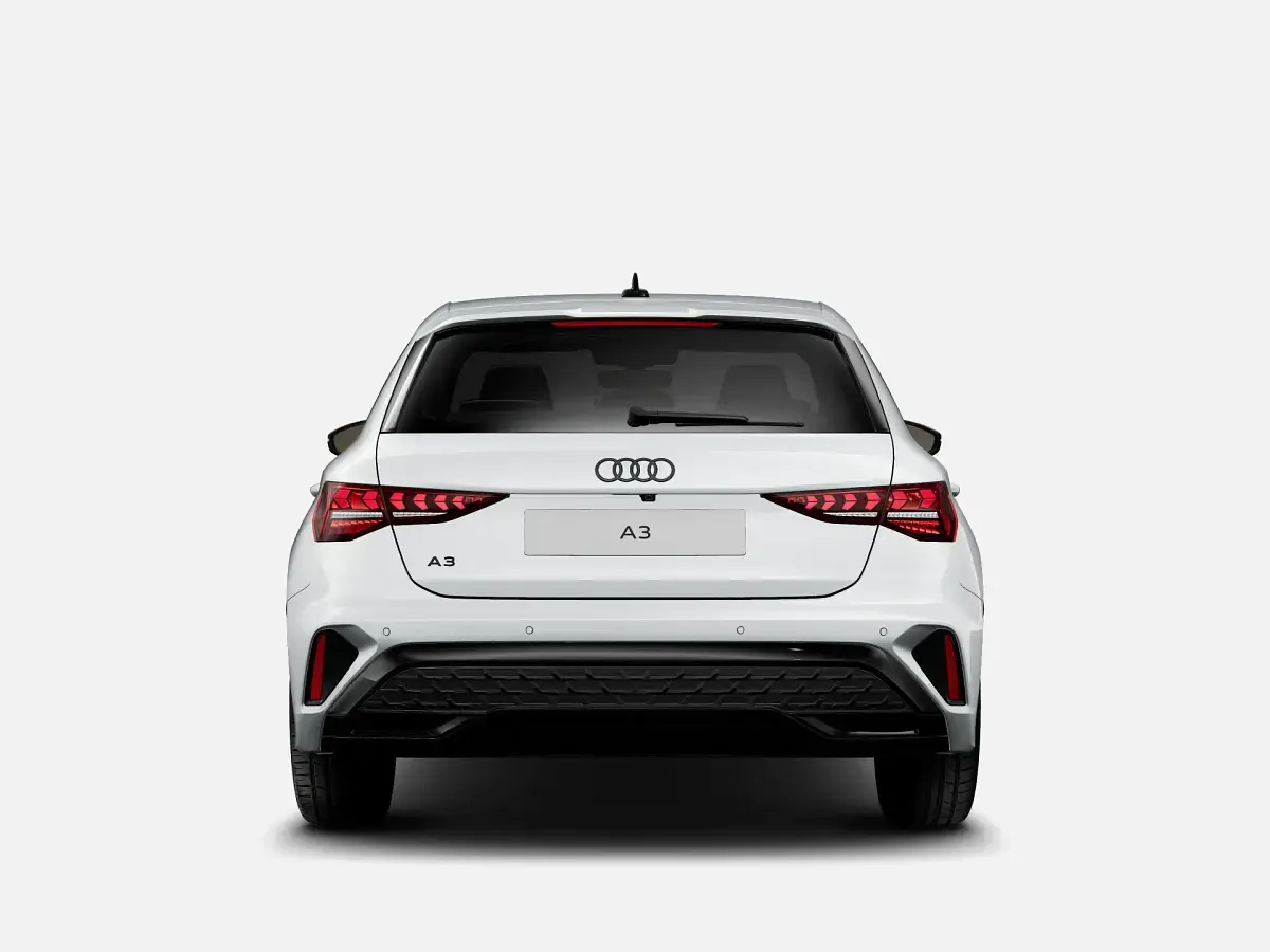Nuova Audi A3 S-Line 150 CV (110 kW) 2026 Bianco ghiaccio metallizzato