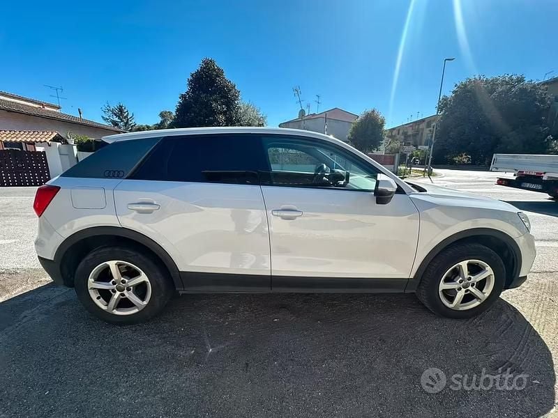 Usata Audi Q2 116 CV (85 kW) 2019 Bianco SUV