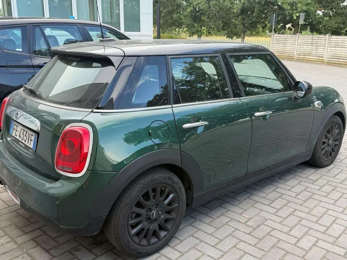 Usata Mini Cooper 136 CV (100 kW) 2016 Verde Utilitaria
