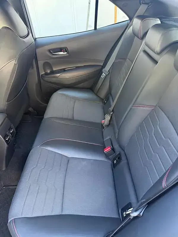 Usata Toyota Corolla Lounge 184 CV (135 kW) 2019 Berlina