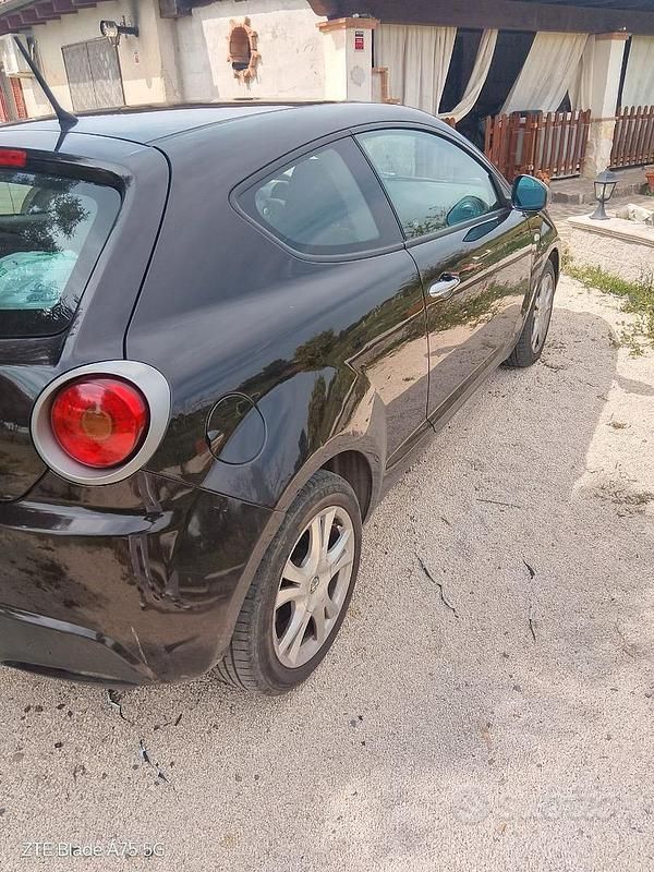 Usata Alfa Romeo MiTo 95 CV (69 kW) 2012 Nero Utilitaria