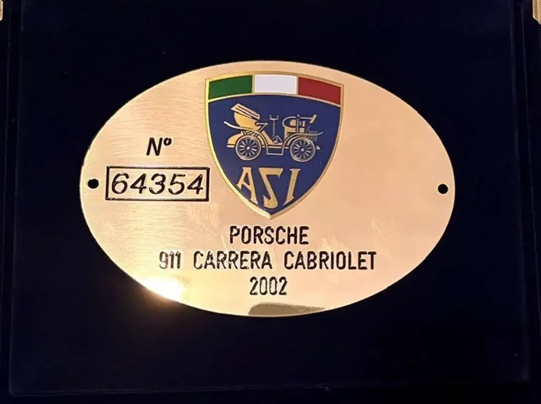 Usata Porsche 911 Carrera Cabriolet 320 CV (235 kW) 2002 Argento Cabrio