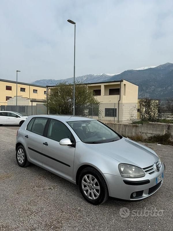 Usata VW Golf IV 2003 Grigio Berlina