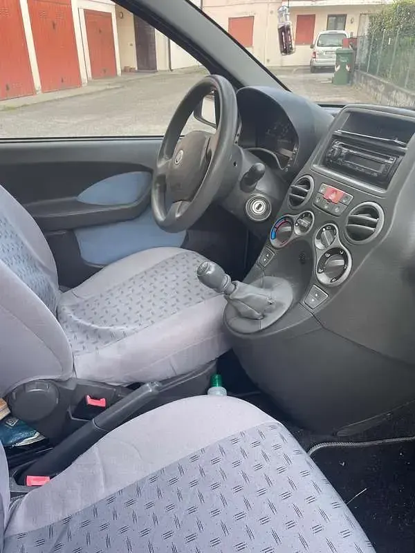 Usata Fiat Panda Dynamic 60 CV (44 kW) 2007 Blu/azzurro Utilitaria