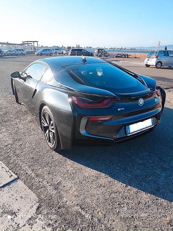 Usata BMW i8 Comfort Edition 231 CV (169 kW) 2015 Nero Coupé