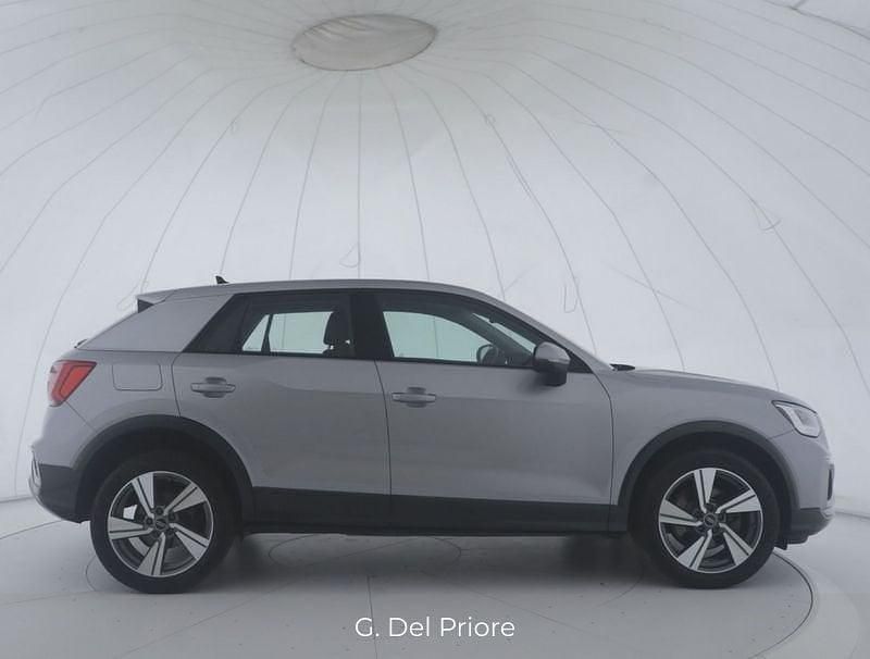 Usata Audi Q2 Admired 150 CV (110 kW) 2022 Argento SUV