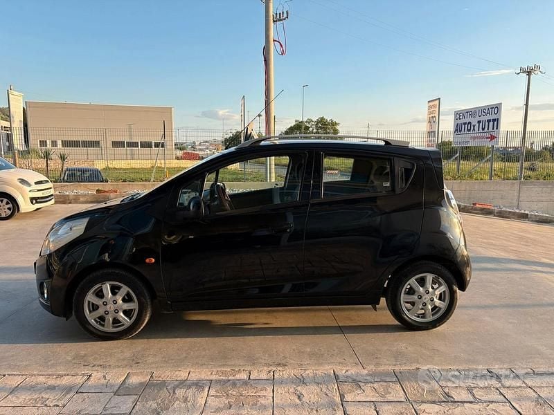 Usata Chevrolet Spark LS 81 CV (59 kW) 2010 Nero Utilitaria
