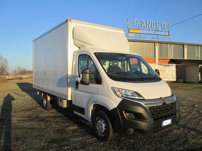 Usata Citroën Jumper 140 CV (102 kW) 2023 Bianco Monovolume