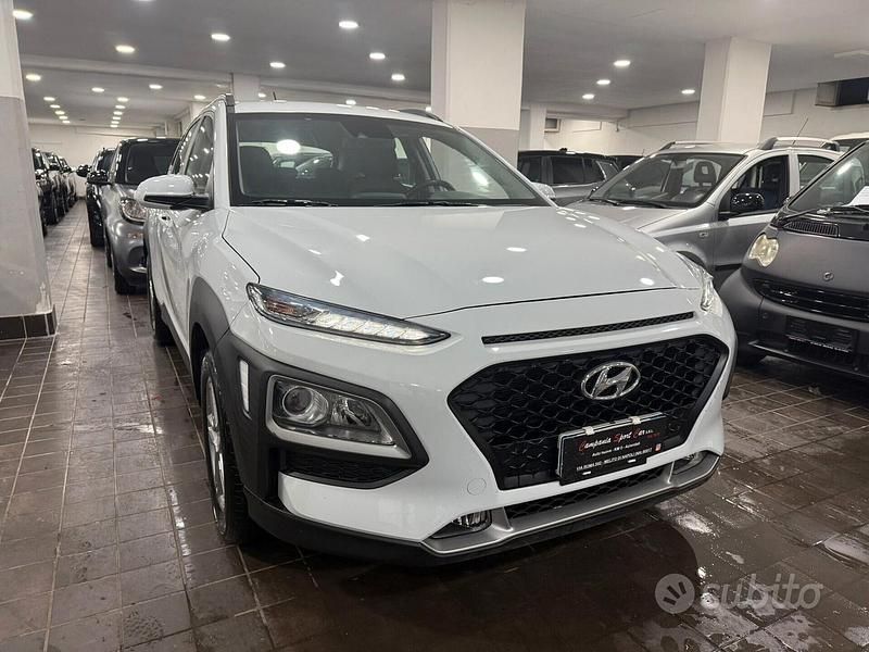 Usata Hyundai Kona Xpossible 120 CV (88 kW) 2021 Bianco SUV