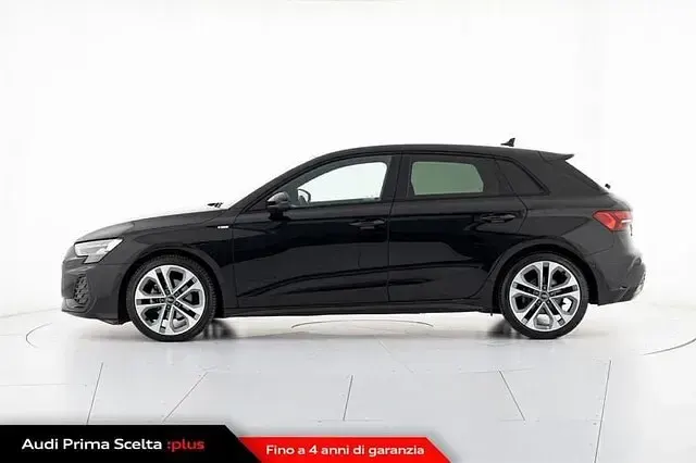 Usado Audi A3 S-Line 150 CV (110 kW) 2025 Negro Berlina