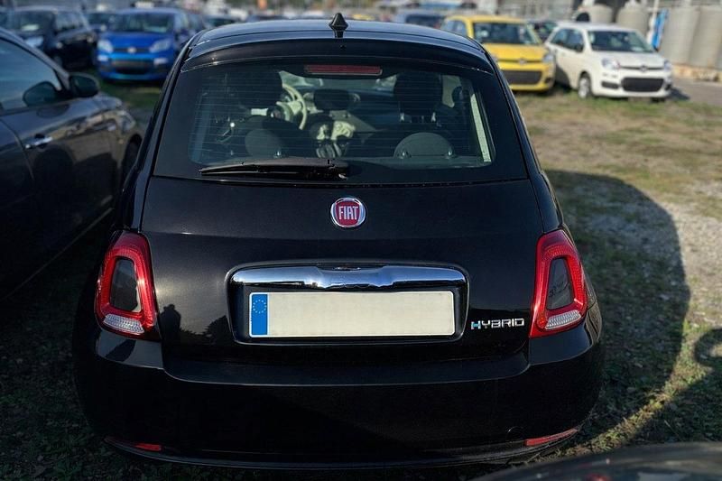 Usado Fiat 500 70 CV (51 kW) 2024 Negro Berlina