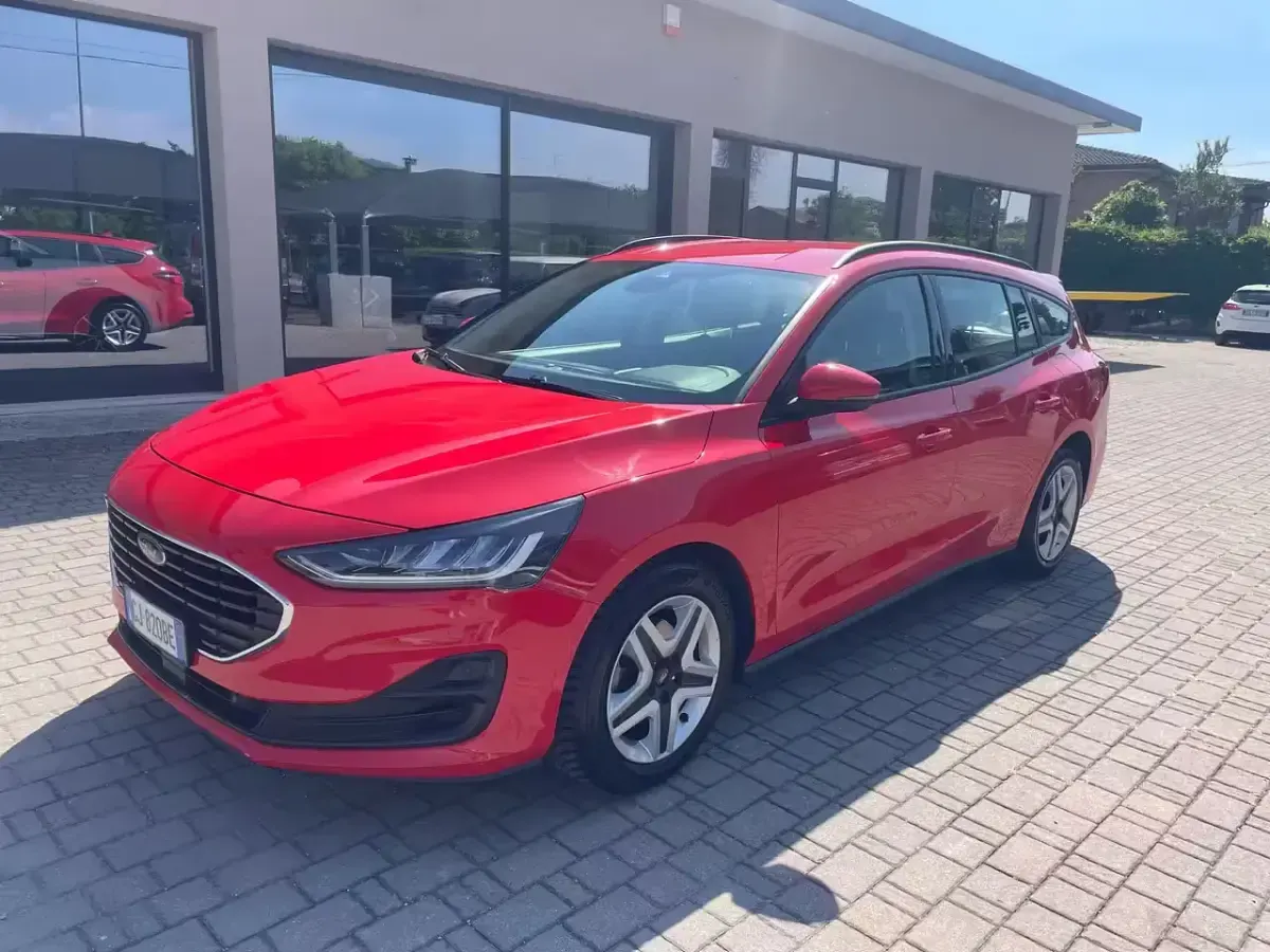 Usata Ford Focus Business Edition 125 CV (91 kW) 2022 Rosso Station wagon