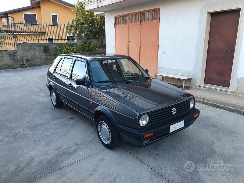 Usata VW Golf II 54 CV (39 kW) 1990 Grigio Utilitaria