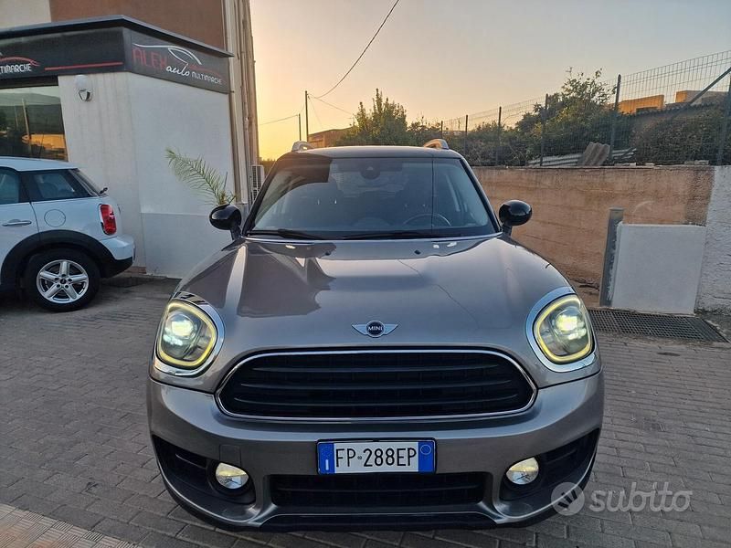 Usata Mini Cooper D Countryman Business 150 CV (110 kW) 2018 Grigio SUV