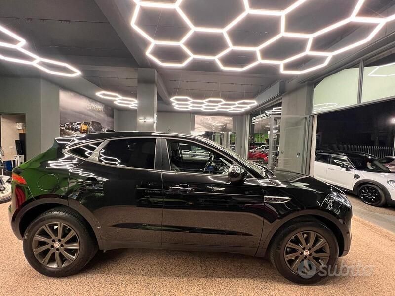 Usata Jaguar E-Pace R-Dynamic 150 CV (110 kW) 2019 Nero SUV