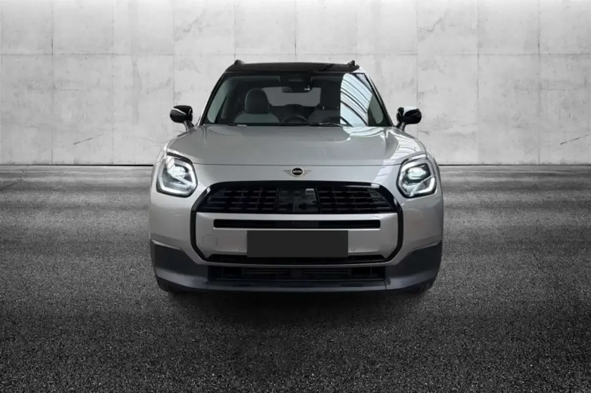 Usata Mini Cooper Countryman Classic 170 CV (125 kW) 2025 Argento SUV