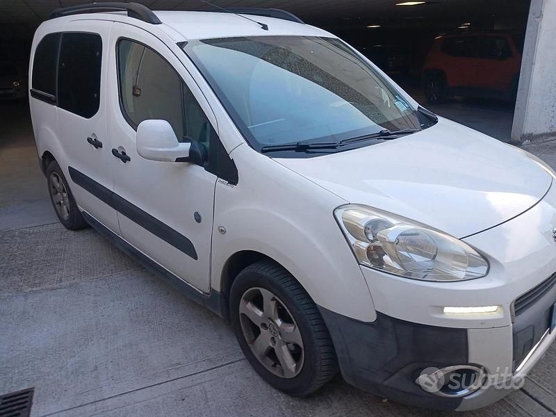 Usata Peugeot Partner 2012 Bianco Monovolume