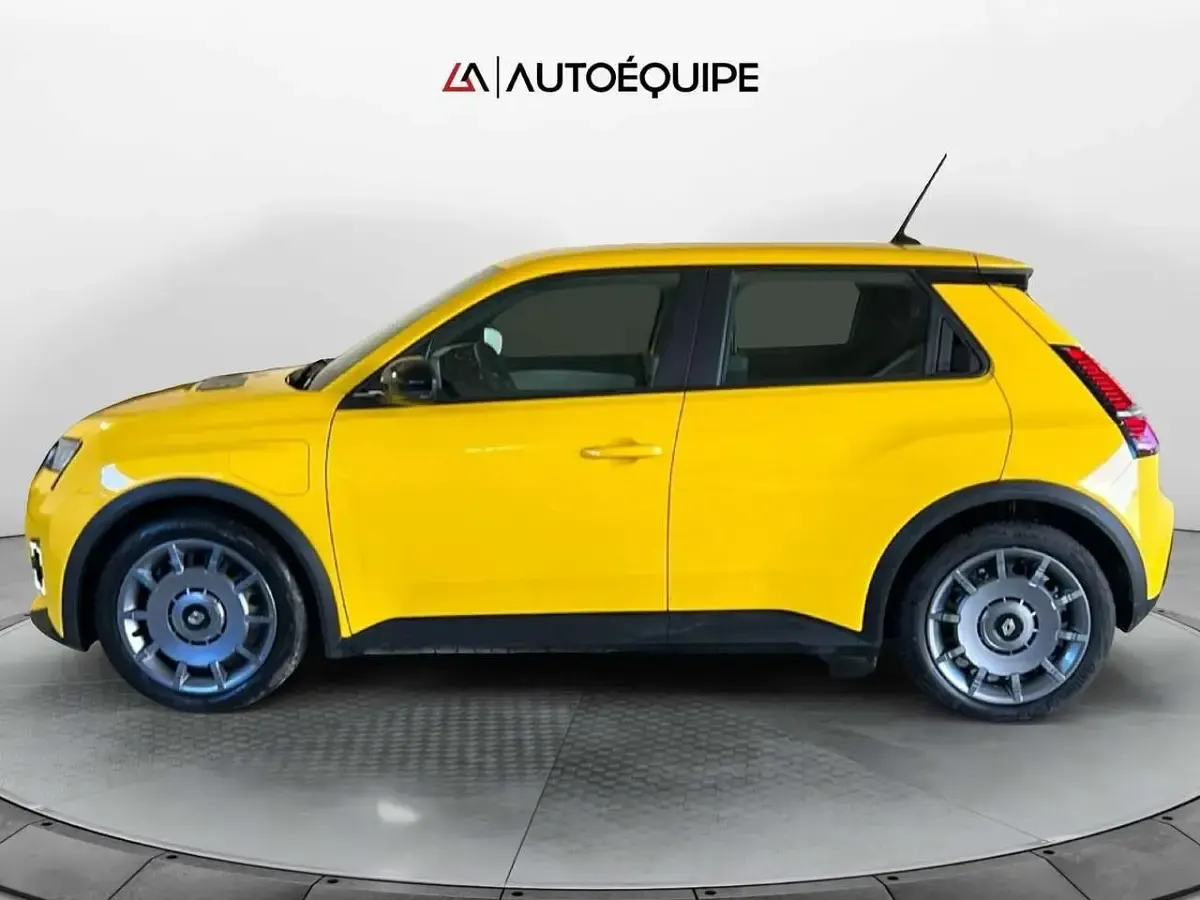Usata Renault R5 Evolution 89 kW (122 CV) 2025 Giallo Utilitaria