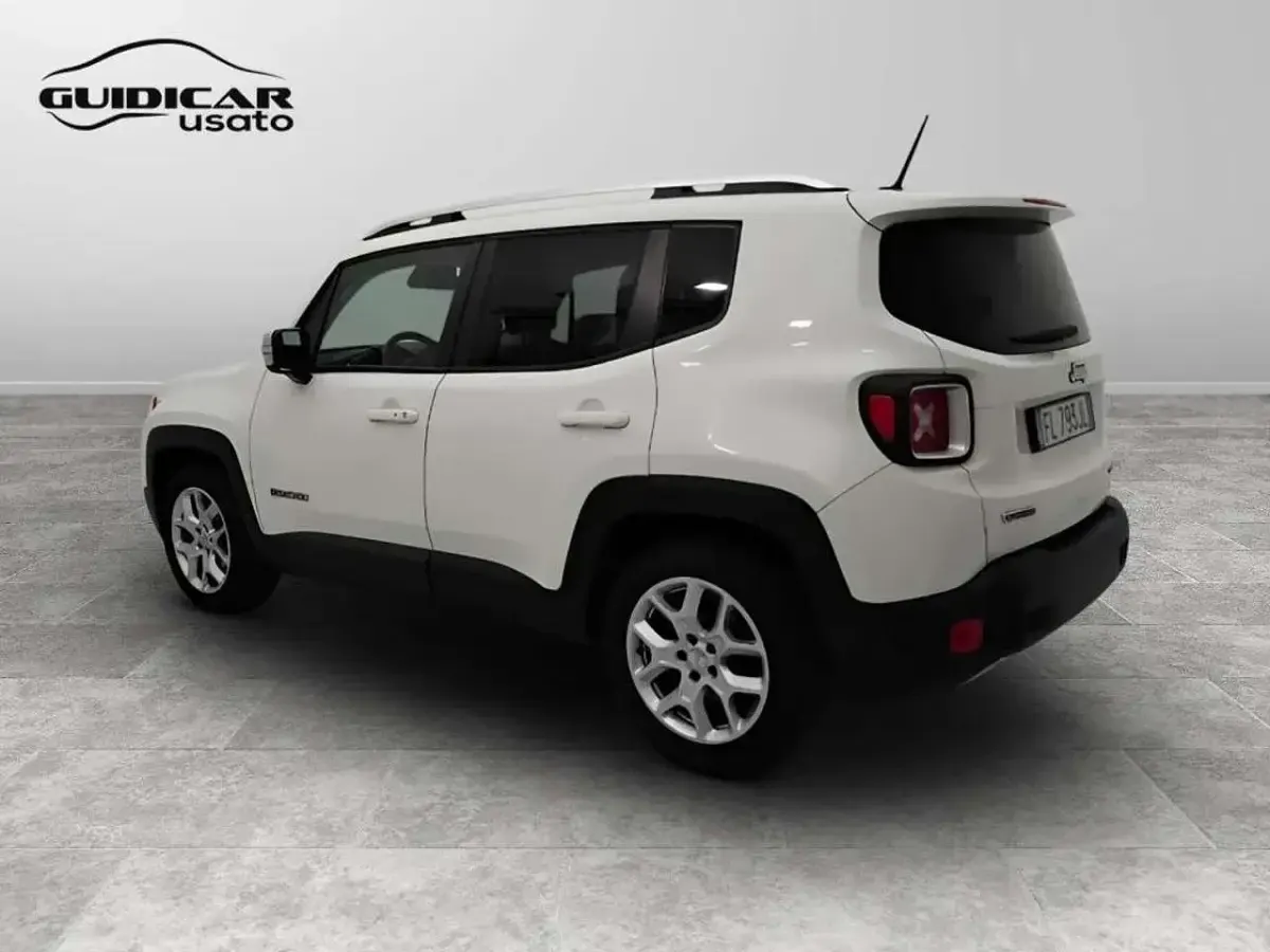Begagnad Jeep Renegade Limited 120 HK (88 kW) 2015 Vit SUV