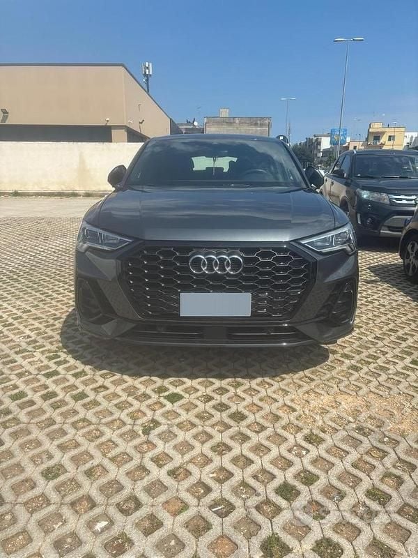 Usata Audi Q3 S-Line 150 CV (110 kW) 2022 Grigio SUV