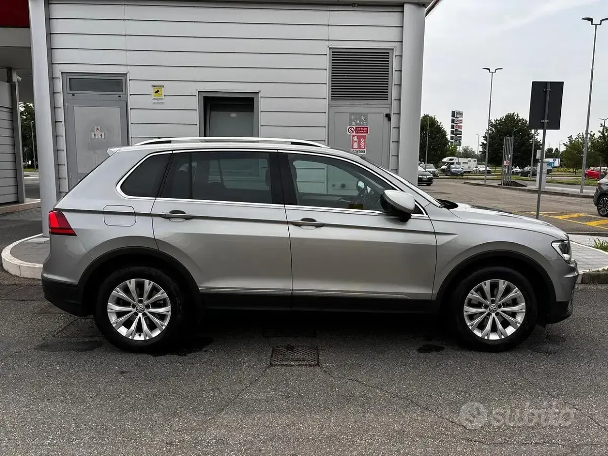 Usata Ford Kuga Business Edition 120 CV (88 kW) 2022 Grigio SUV