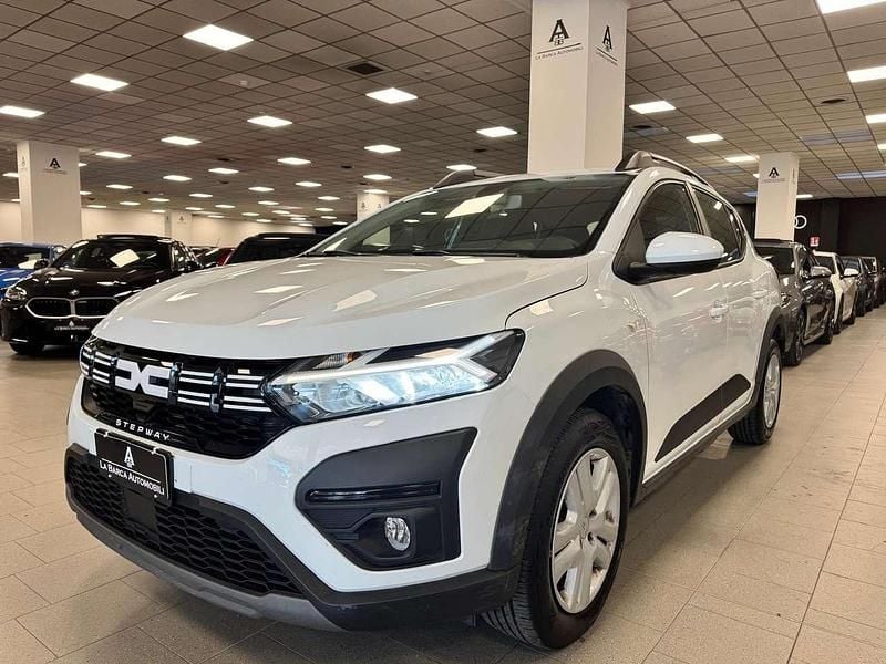 Usata Dacia Sandero Expression 101 CV (74 kW) 2024 Bianco Berlina