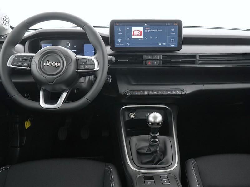 Usata Jeep Avenger Altitude 100 CV (73 kW) 2024 Rosso SUV