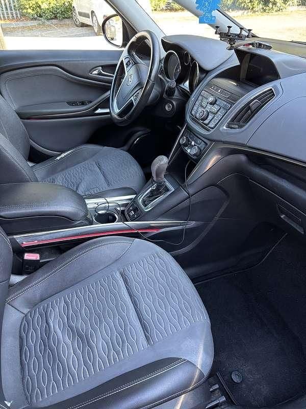 Usata Opel Zafira Tourer Cosmo 165 CV (121 kW) 2012 Monovolume