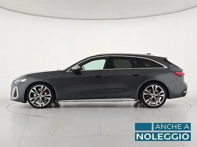 Usata Audi A5 Ambiente 367 CV (269 kW) 2025 Grigio daytona perla Station wagon