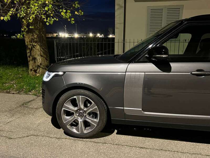 Usato 2018 Land Rover Range Rover 3.0 Diesel 249 CV (61.900 €)