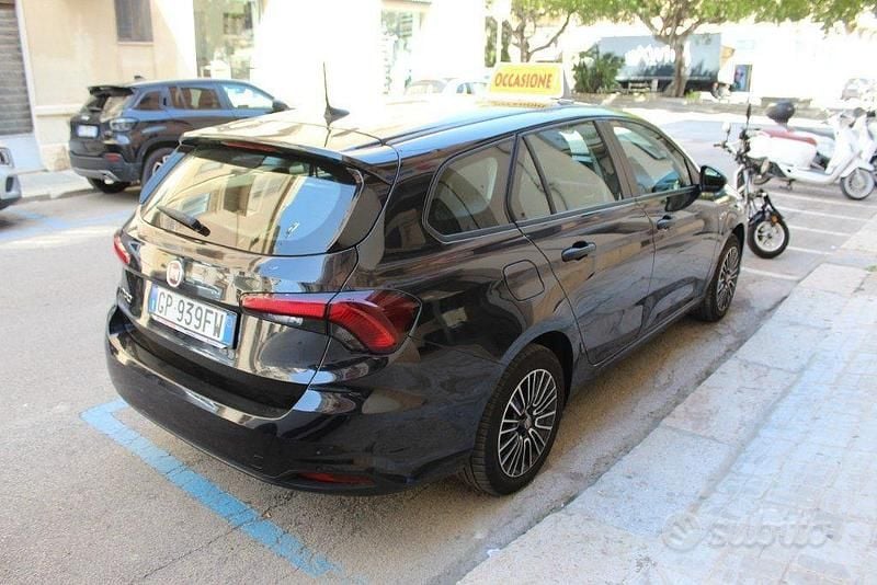 Usata Fiat Tipo 101 CV (74 kW) 2023 Nero Station wagon
