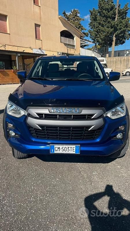 Usata 2023 Isuzu D-Max Pick-up | 33.500 € (Cara) - Immagine 1/4
