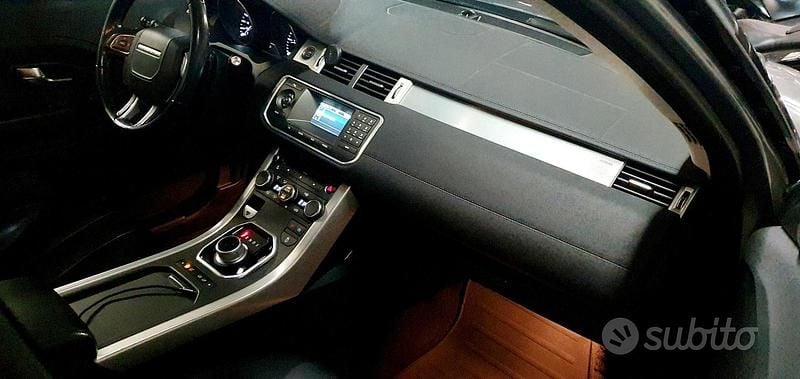 Usata Land Rover Range Rover evoque 150 CV (110 kW) 2014 Grigio Berlina